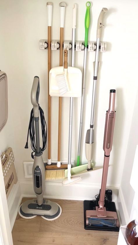 Small Storage Design, Feminine Pad Storage Ideas, Cute Home Organization Ideas, Extra Closet Ideas, Room Decor And Organization, New Apartment Organization, Japanese Organization Ideas, Organization Ideas For The Apartment, Tiny Closet Storage Ideas