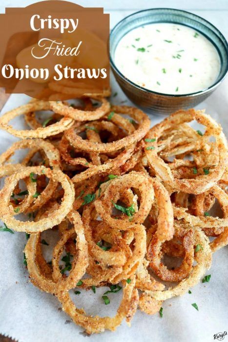 Onion Straws Recipe, Burger Onions, Fried Onion Straws, Onion Straws, Fried Onion Rings, Blooming Onion, Crispy Onions, Onion Recipes, Fried Onions