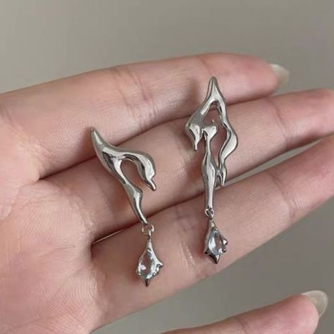 Earrings Grunge, Grunge Earrings, Alt Grunge, Y2k Star, Celestial Earrings, Trending Jewelry, Y2k Jewelry, Timeless Love, Dope Jewelry