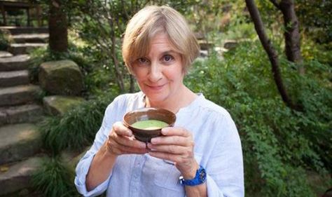 Victoria Wood is on an around-the-world mission to find the perfect cup of tea Victoria Wood, Boston Baked Beans, Moroccan Lamb, Bbc Food, Perfect Cup Of Tea, Leek Soup, Raw Vegetables, Key Lime Pie, Fruit Drinks