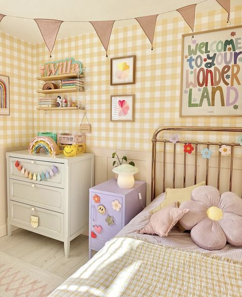 velveteen_babies Pastel Kids Room, Spring Feels, Kids Rooms Inspo, Toddler Bedroom Girl, Colorful Kids Room, Big Girl Bedrooms, Have A Wonderful Weekend, Kids Bedroom Inspiration, Toddler Girl Room