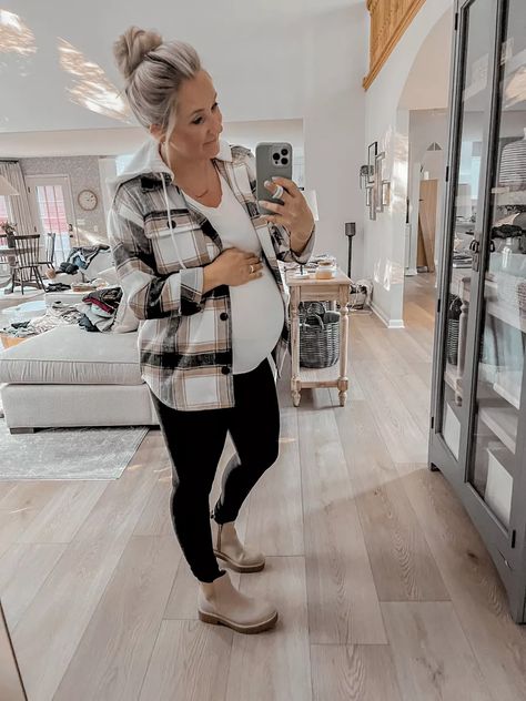 Cute Comfy Outfits For Pregnant Women, December Maternity Outfits, Cute Pregnancy Outfits For Winter Casual, Western Fall Maternity Outfits, February Maternity Outfits, Fall 2024 Fashion Trends Pregnancy, Gender Reveal Winter Outfit, Maternity Vest Outfit, Maternity Casual Outfits Fall