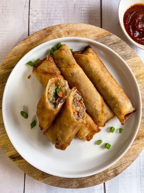 Lumpia Plating Ideas, Filipino Lumpia Recipe Ground Beef, Lumpiang Shanghai Plating, Lumpiang Shanghai Aesthetic, Beef Lumpia Recipe Filipino, Lumpia Recipe Filipino Beef, Ground Beef Spring Rolls, Egg Roll Filling Recipes Ground Beef, Lumpia Shanghai Recipe Filipino