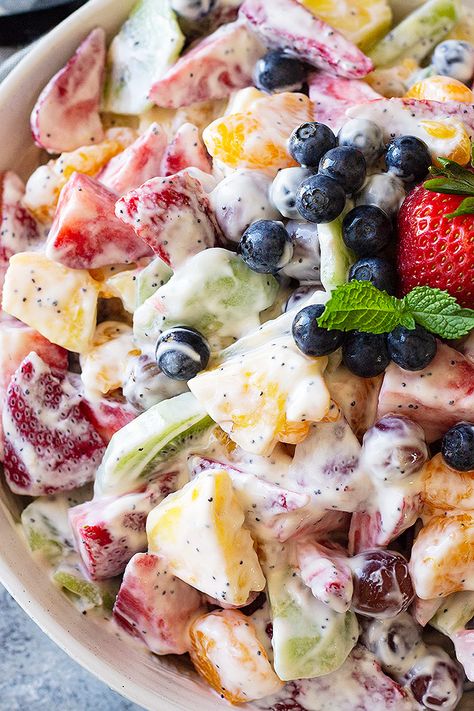 Creamy Fruit Salad Recipe, Fruit Salad With Cream, Blueberry Salad Recipes, Creamy Fruit Salad, Fruit Salad Ingredients, Creamy Fruit Salads, Cream Salad, Dressing For Fruit Salad, Blueberry Salad