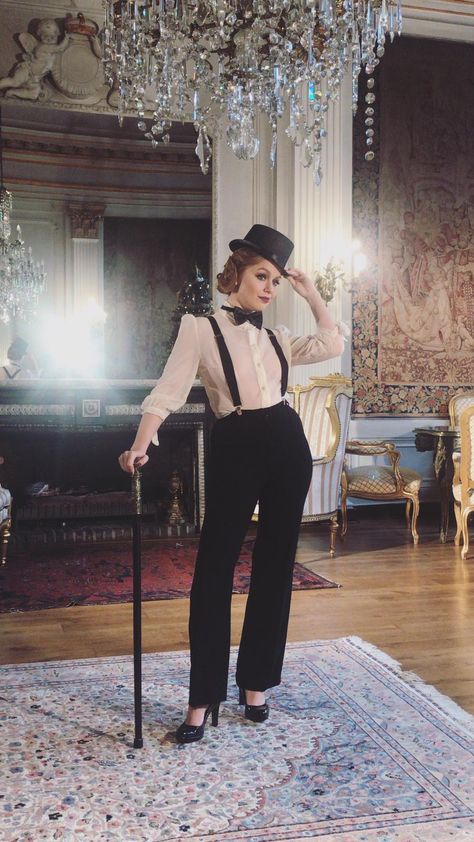 Roaring 20s Gala Outfit, 20s Outfit Inspiration, 20s Inspired Fashion Modern, Gatsby Pants Women Outfit, Womens Gatsby Pant Suit, Roaring 20s Suit Women, Great Gatsby Woman Suit, Great Gatsby Outfits For Women Pants, Casino Hostess Outfit