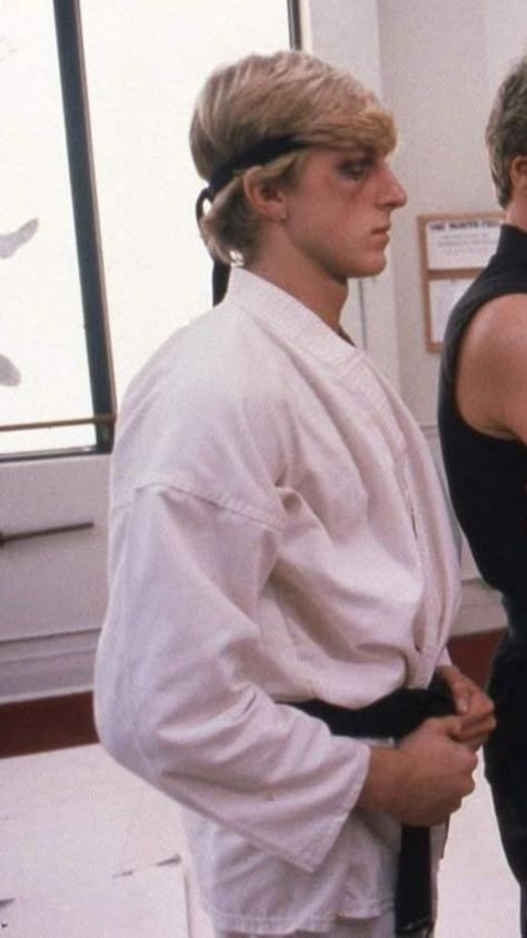 mp #johnnylawrence | #karatekid Johnny From Karate Kid, Johnny Lawrence Skeleton, Jonny Lawrence Karate Kid, Johnny Lawrence 80s, Young Johnny Lawrence, Johnny Karate Kid, Greg Tolan, Jonny Lawrence, Karate Kid Johnny Lawrence