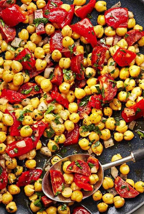 This quick chickpea salad recipe features Spanish chorizo, roasted red bell peppers, and an apple cider dressing for an easy lunch or potluck side dish. Apple Cider Dressing, Cider Dressing, Chickpea Salad Recipe, Spanish Chorizo, Potluck Side Dishes, Bacon Potato Salad, Cooking Dried Beans, Chickpea Salad Recipes, Red Bell Peppers