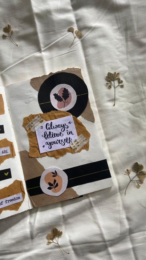 Project Writing Ideas, 2024 Journal Ideas, Vintage Journal Ideas, Aesthetic Journal Ideas, Diary Aesthetic, Homemade Journal, Cute Journal, Diy Photo Book, Journal Inspiration Writing