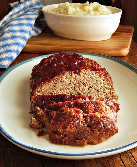 Cook's Illustrated or Pam Anderson's Meatloaf is a long time family fave! The meatloaf is excellent but that sauce! Make that sauce, double it, triple it, bathe in it, but make that sauce!! Food Photography, Cooks Illustrated Recipes, Cooking Quotes, Cooking Photography, Best Meatloaf, Cooks Illustrated, Meatloaf Recipe, Cooking For Two, Meatloaf Recipes