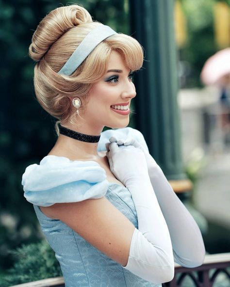 Cinderella Face Character, Cinderella Face, Cinderella Characters, Cinderella Hair, Cinderella Cosplay, Disneyland Princess, Disney Princess Cosplay, Disney Face Characters, Cinderella Disney