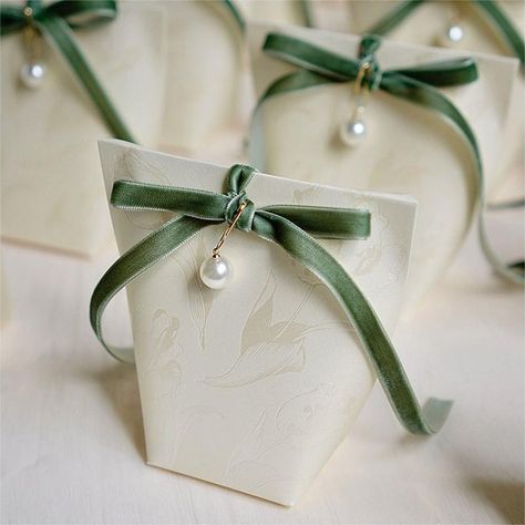 Coated Paper Candy Favor Box with Velvet Ribbon and Pearl Bridal Party Gift Bag, Candy Favor Boxes, Wrapping Inspiration, Bulk Party Favors, Paper Candy, Candy Favors, Party Favor Boxes, Wedding Favor Boxes, Party Gift Bags