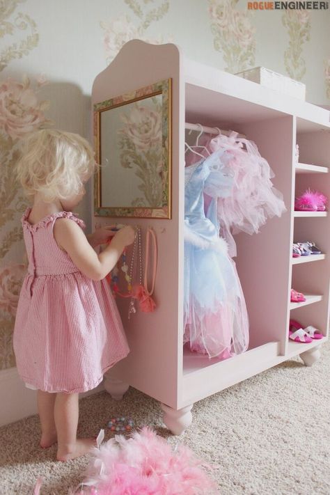 DIY Dress Up Center Plans- Free & Easy Plans | rogueengineer.com/ #DressUpCenter.  #DiyBaby&Child Dress Up Corner, Fabulously Frugal, Dress Up Stations, Toddler Dress Up, Dress Up Closet, Dress Up Storage, Robe Diy, Indoor Playhouse, Girls Playroom