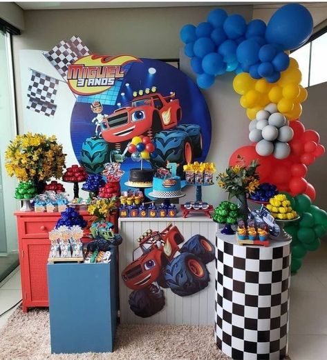 Blaze Birthday Decorations, Blaze And Monster Machine Party Ideas, Blaze The Monster Machine Birthday, Monsters Truck Birthday Party Ideas, Blaze Birthday Party Ideas Decoration, Blaze And The Monster Machines Birthday Decorations, Blaze And The Monster Machines Birthday Cake, Blaze Party Ideas, Birthday Cake Truck