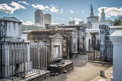 Tours In New Orleans, New Orleans Cemeteries, New Orleans History, New Orleans City, Haunted History, Ghost Tour, New Orleans Louisiana, Walking Tour, Tour Guide