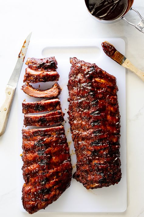 Sticky BBQ Ribs - Simply Delicious Sticky Bbq Ribs, Ribs Sauce Recipe, Bbq Ribs Marinade, Bbq Ribs In Oven, Ribs Marinade, Ribs Sauce, Ribs Seasoning, How To Make Bbq, Bbq Recipes Ribs