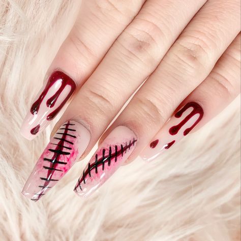 Blood Nails Halloween, Gory Halloween Nails, Horror Nails Halloween, Horror Nails Acrylic, Blood Nail Art, Gore Nails, Classy Halloween Nails, Scary Halloween Nails, Scary Halloween Nails Design