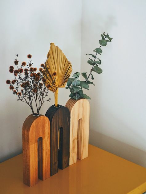 Wooden Vases, Wall Planters Indoor, Planter Project, Hanging Planters Indoor, Eclectic Home Decor, Barn Wood Crafts, Pottery Form, Planter Gift, Diy Gift Set