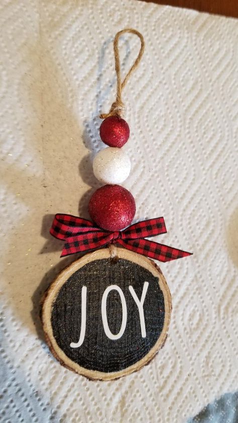 Handmade "Joy" rustic farmhouse ornament.  Great for trees or decorative trays.  Made to order so each may vary slightly. Rustic Wood Christmas Ornaments, Diy Farmhouse Tree Ornaments, Joy Christmas Craft, Homemade Farmhouse Christmas Ornaments, Simple Christmas Tree Ornaments, Ideas For Round Wood Pieces, Wooden Slice Ornaments Diy, Diy Xmas Ornaments For Kids, Easy Handmade Christmas Ornaments