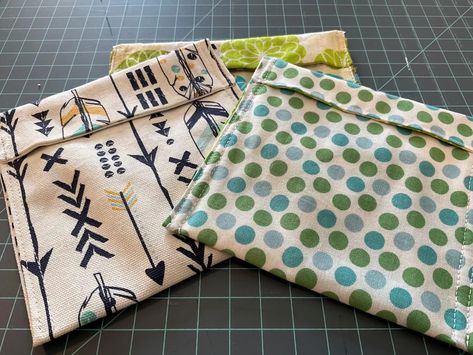 Easy 10-minute No Zipper Pouch : 11 Steps (with Pictures) - Instructables No Zipper Pouch, Diy Fabric Pouches, Diy Pouch Bag, Ouch Pouch, Diy Pouch No Zipper, Feminine Hygiene Products, Simple Pouch, Pouch Diy, Zipper Pouch Tutorial