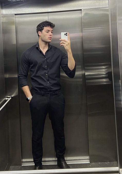 Dinner Outfit Men, Black Shirt Outfit Men, Prom Outfits For Guys, Black Shirt Outfits, Prom Men, Black Outfit Men, Shirt Outfit Men, Formal Men Outfit, Trendy Boy Outfits