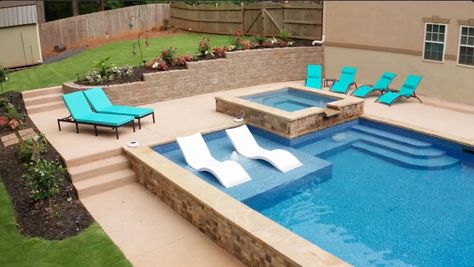 Inground Vinyl Liner Pools - Latham Pool Liner Pools Inground, Vinyl Liner Inground Pool, Vinyl Inground Pool, Vinyl Pools Inground, Inground Pool Lights, Affordable Pool, Vinyl Swimming Pool, Custom Inground Pools, Latham Pool