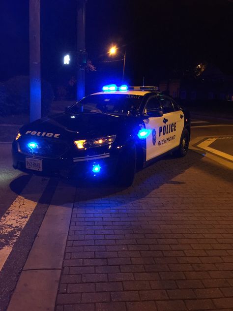 Officer C. Saunders on Twitter: "It's so chilly outside that my lights are turning blue! https://t.co/SdEGnjyJ7L" Police Academy Aesthetic, Police Officers Aesthetic, Cop Car Aesthetic, Police Car Aesthetic, Law Enforcement Aesthetic, Female Police Officer Aesthetic, Police Officer Women, The Rookie Aesthetic, Cop Aesthetic