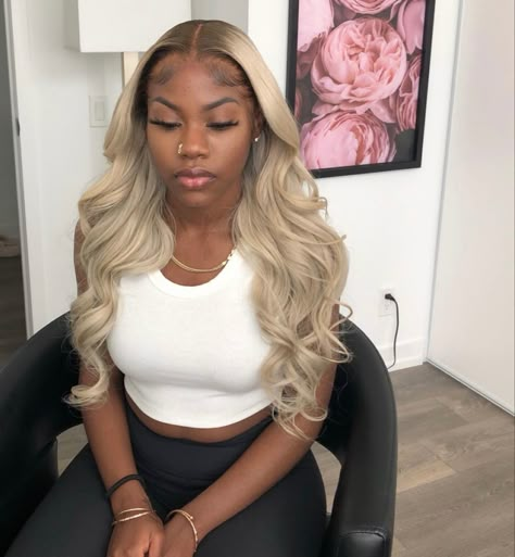 Blonde Hair Sew In Black Women, Blonde Hair With Black Roots On Black Women, Blonde Frontal On Dark Skin, Blonde Dark Roots Wig, Ash Blonde Middle Part Black Women, 613 Wig Dark Skin, Blond Brown Roots, Blonde Dark Roots Black Women, Blond Wig With Brown Roots