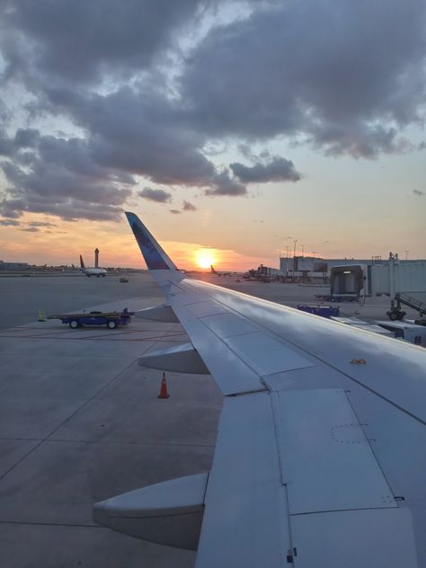 Than to travel far and wide around this gift from God. Travel while your young and able. This was the scene out my window seat last week on a short flight to Orlando. Flight View Window Seats, Flight View, Window Seats, Window View, Nothing More, Window Seat, The Scene, Airplane View, Orlando