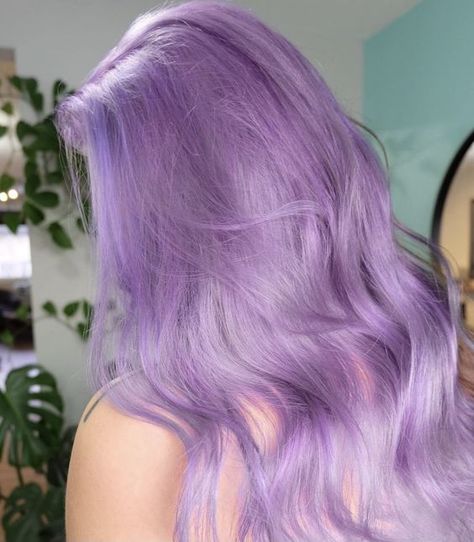 Purple Blonde Hair, Lilac Hair Color, Pastel Purple Hair, Lavender Hair Colors, Light Purple Hair, Dyed Hair Purple, Temporary Hair Dye, Lilac Hair, Dyed Hair Inspiration