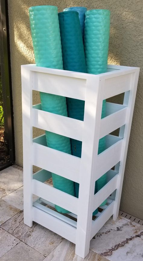 Sunroom Pool House, Diy Pool Accessories Storage, Pool Items Storage Ideas, Pool Bathroom Towel Storage, Deck Boxes Storage, Pool Trash Can Ideas, Pool Tool Storage, Diy Pool Deck Decor Ideas, Outdoor Pool Deck Ideas