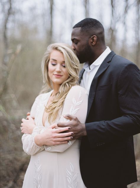 Black Guy White Girl, Black Man White Girl, Interracial Family, Interracial Wedding, Black And White Couples, Interacial Couples, Mixed Couples, Lifestyle Images, Interracial Marriage