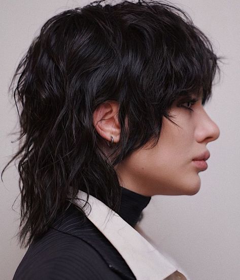 30 Stylish Androgynous, Gender-Neutral and Non-Binary Haircuts for 2023 Gender Neutral Hairstyles Long, Gender Neutral Long Hair, Short Spunky Hairstyles For Women, Shag Hairstyles For Thick Hair, Kristen Stewart Mullet, Short Layered Mullet, Long Androgynous Hair, Short Shag Haircuts For Thick Hair, Queer Haircuts Long