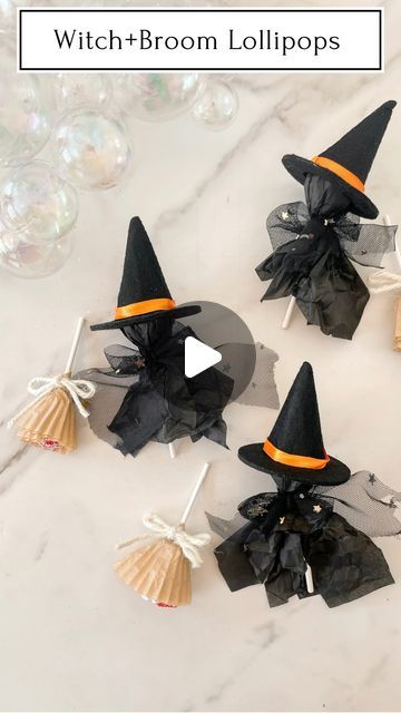 Witch Lollipops, Halloween Witch Broom Diy, Witches Broom Diy, Haloween Decoracion Diy, Halloween Reaper, Halloween Food Crafts, Halloween Witch Brooms, Halloween Party Planning, Lollipop Favors