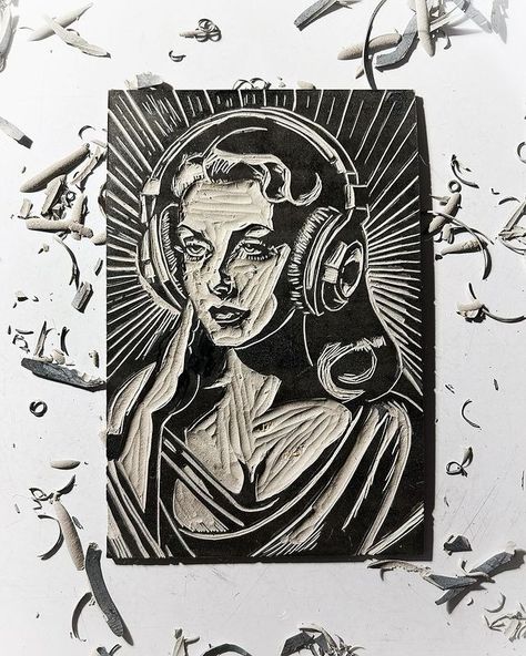 Instagram Lino Print Woman, Linocut Face, Linoprint Portrait, Lino Artists, Lino Print Art, Lino Art Ideas, Lino Cut Ideas, Printmaking Designs, Linoprint Ideas