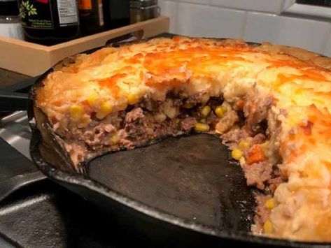 A wonderful Moose Meat Shepherds Pie Moose Meat Recipes Slow Cooker, Moose Hamburger Recipes, Moose Hamburger Meat Recipes, Moose Burger Recipes, Moose Recipes Meat, Ground Moose Recipes, Ground Moose Meat Recipes, Moose Meatloaf, Moose Roast