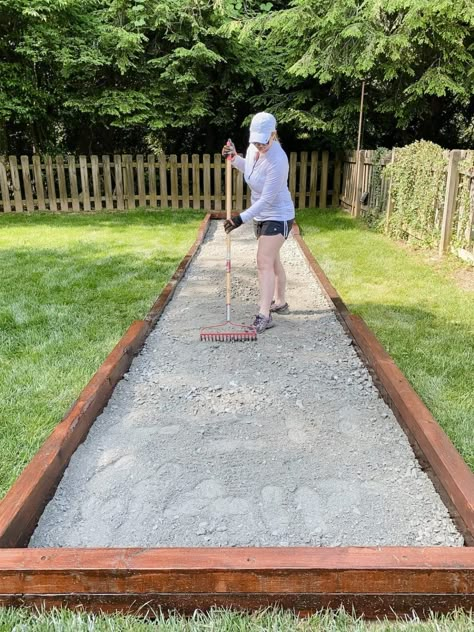 How to build a backyard DIY bocce ball court / horseshoe pit in a weekend for fun-filled outdoor gatherings. Diy Bocce Ball Court, Bocce Court Backyard, Bocce Ball Court, Bocce Court, Diy Yard Games, Bocce Ball, Summer Backyard, Backyard Renovations, Yard Project