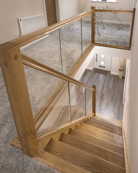 Glass Stairs Design, Glass Staircase Railing, Oak Handrail, Luxury Staircase, Wooden Staircase, Stairs Design Interior, House Staircase, Oak Stairs, Hallway Inspiration