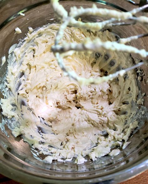 Green Olive Dip, Veggie Sticks, Olive Dip, Pimento Cheese Spread, Olive Spread, Sour Cream Dip, Cream Cheese Dips, Party Appetizers Easy, Cream Cheese Spreads