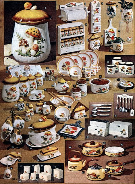 Sears Mushroom Kitchen, Sears Merry Mushroom, 70s Mushroom Kitchen, Merry Mushroom Kitchen, Mushroom Items, Mushroom Kitchen Decor, Mushroom Decorations, Sears Christmas Catalog, Mushroom Collection