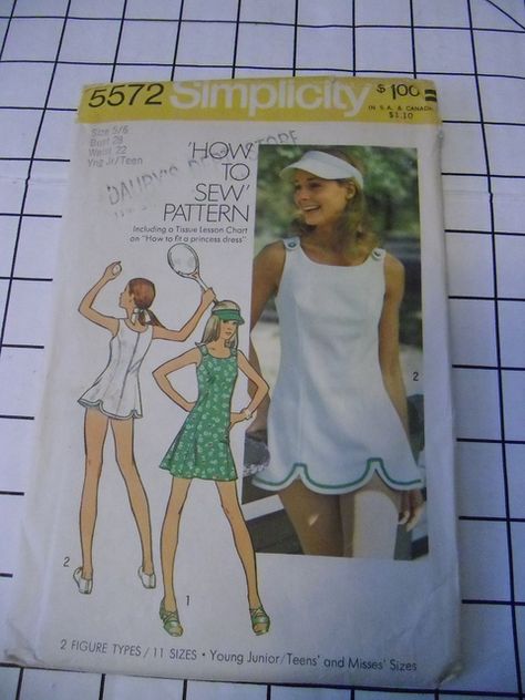 Simplicity 5572 Tennis Visor Outfit, Tennis Dress Pattern, Tennis Inspiration, Tennis Visor, Sewing Patterns Dresses, Princess Seam Dress, Simplicity Dress, Sewing Clothes Women, Vintage Dress 70s