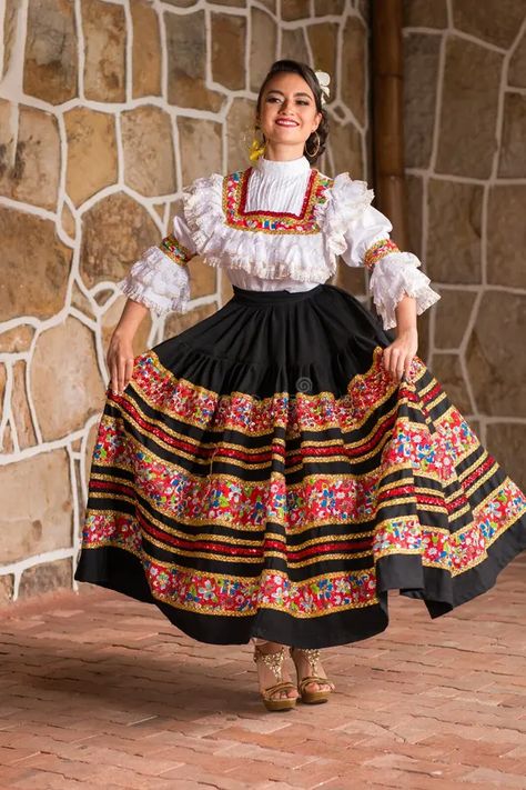 Colombian Outfits, Colombian Dance, Colombian Dress, Hispanic Clothing, Mexican Traditional Clothing, Latina Dress, Folklorico Dresses, Spanish Outfits, Colombian Fashion