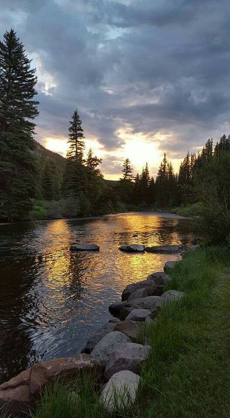 Ahhh...summer A summer sunset on the Conejos River. Photo by TimLorrie Sjoberg‎. Aesthetic Views Nature, Nature Photography River, Pretty Forest Pictures, Beautiful Rivers Photography, Sunset River Aesthetic, Peaceful Photos Nature, Calm River Aesthetic, River Landscape Photography, Landscape Photography Nature Forests