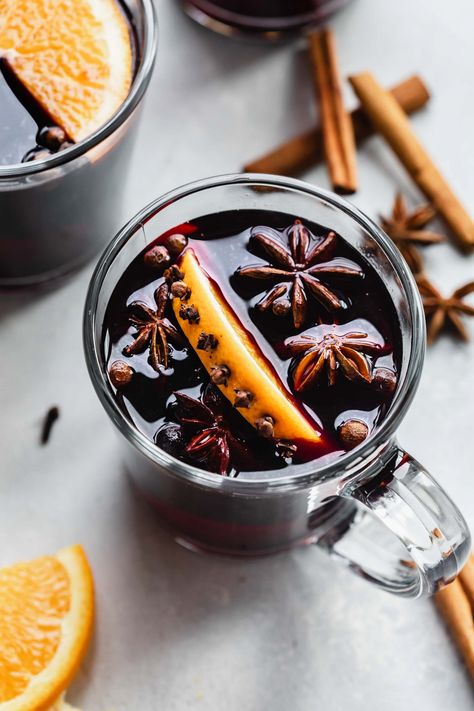 This traditional Mulled Wine recipe is perfect for chilly nights. Also known as gluhwein, it can be made in the slow cooker, on the stove or in your instant pot. // crockpot // recipe easy // german German Gluhwein Recipe, German Mulled Wine Recipe, Mulled Wine Slow Cooker, German Christmas Market Food, Gluhwein Recipe, Homemade Mulled Wine, Leftover Wine, Mulled Wine Recipe, German Wine