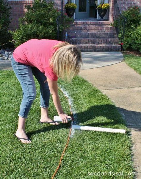 Creating A Flower Bed, Landscape Edging Stone, Planning Garden, Front Yard Garden Design, Front Landscaping, Landscape Edging, New Flower, Landscape Plans, Home Landscaping