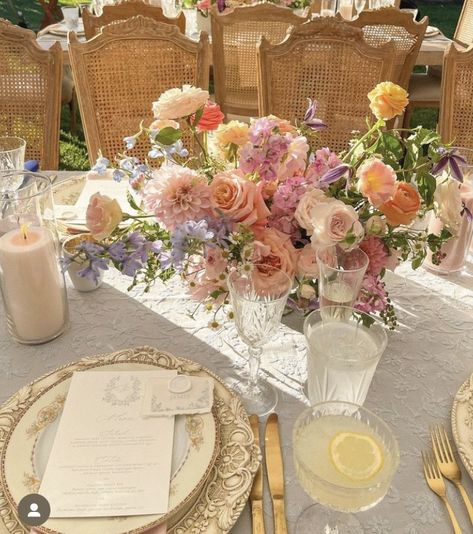 Vintage Wedding Aesthetic, Wildflower Centerpieces, Pastel Wedding Theme, June Wedding, Garden Party Wedding, Wedding Aesthetic, Pastel Wedding, French Wedding, Wildflower Wedding