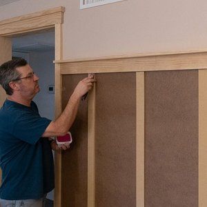 Craftsman Style Board And Batten, Plate Rail Ideas, Easy Wainscoting Diy, Wainscoting Ideas Diy, Wainscoting Shelf, Flush Baseboard, Board And Batten Wainscoting, Diy Board And Batten Wall, Plate Rail