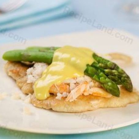 Chicken Oscar Recipe - (4.5/5) Chicken Oscar Recipe, Chicken Oscar, Oscar Food, Recipe For Hollandaise Sauce, Favorite Chicken Recipes, French Sauces, Copper Harbor, Nourish Yourself, Recipe For Chicken