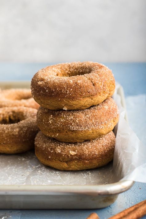 Protein Pumpkin Donuts Baked, Pumpkin Donuts Baked, High Protein Donuts, Sugar Free Donuts, Protein Donuts Recipe, Pumpkin Donuts Recipe, Pumpkin Bagels, Protein Donuts, Pumpkin Protein