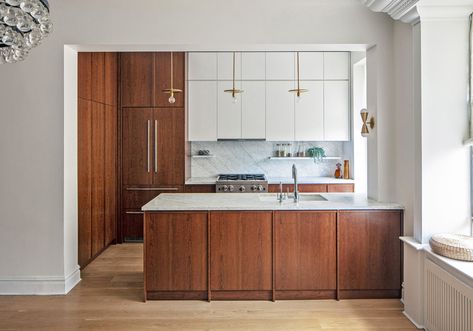 Brooklyn Kitchen, Galley Kitchen Design, Mcm Kitchen, Mid Century Modern Kitchen, Galley Kitchen, Kitchen Style, Small Living, Kitchen Renovation, A Kitchen