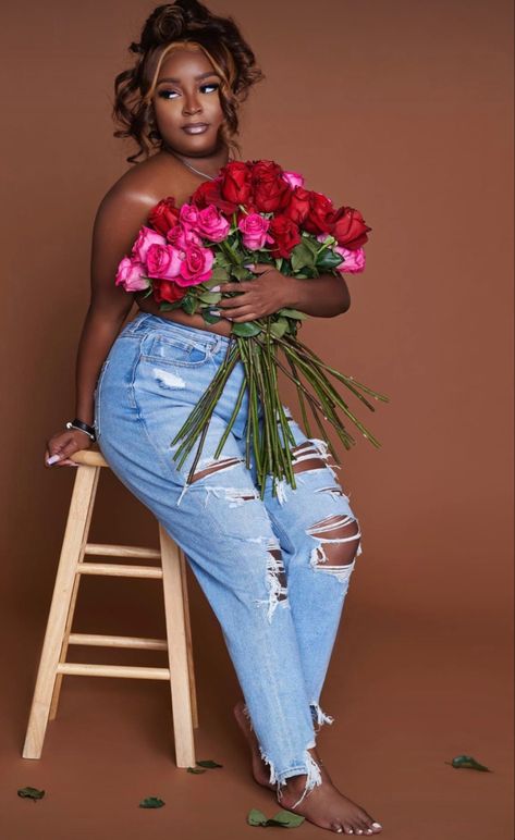 Fall Birthday Shoot Ideas For Women, Birthday Outfit Shoot Ideas, Birthday Photoshoot Ideas Creative Plus Size, Photoshoot Ideas For Thick Ladies, 25 Year Old Birthday Photo Shoot, 33rd Birthday Photoshoot Ideas For Women, September Birthday Photoshoot Ideas, April Birthday Photoshoot Ideas, 46 Birthday Photoshoot Ideas